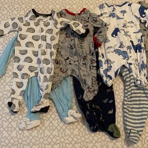 10 Newborn Sleepers Zipper Lot